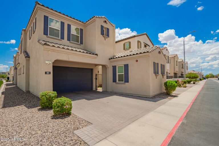 Phoenix House Painters Transforming Arizona Homes with Color and Precision