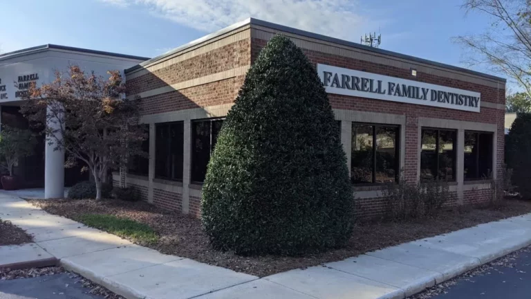 Guide to Choosing the Right Exterior Paint for Commercial Buildings