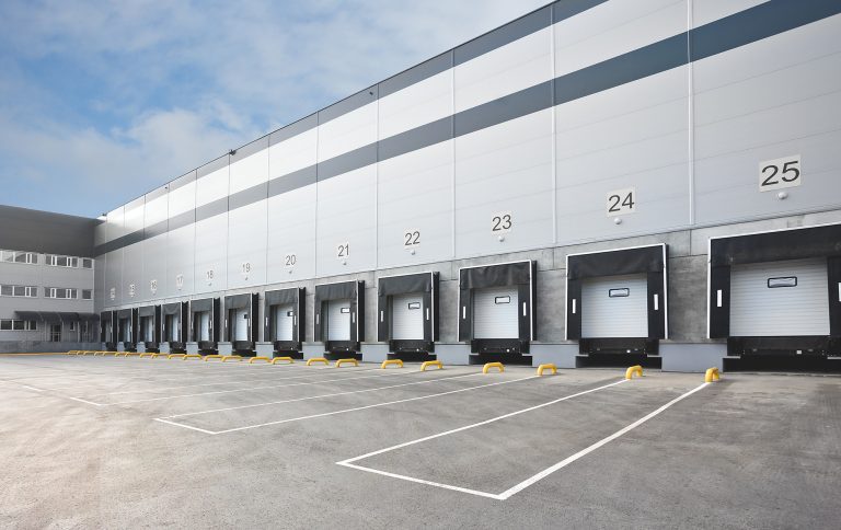 Commercial Warehouse Painting Durable Finishes, Safety Standards, and Smart Techniques